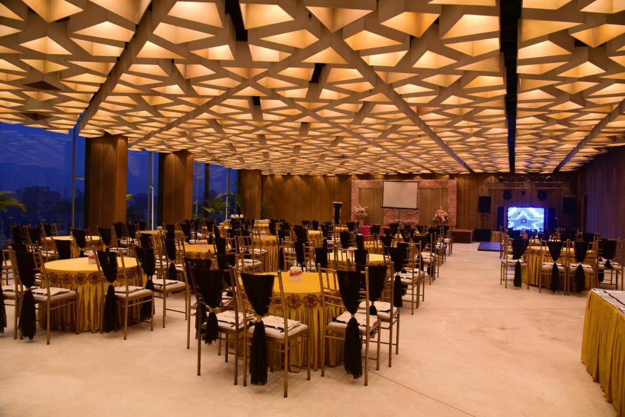 Ramaya Hotel Rohtak Exterior foto